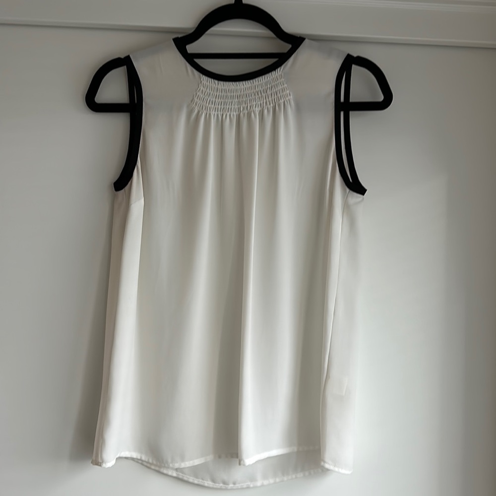 Vince Camuto Blouse